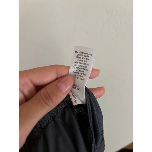 Athleta Shorts Women's Small Gray Green Kick Asphalt Running Pocket Paisley - Picture 7 of 8